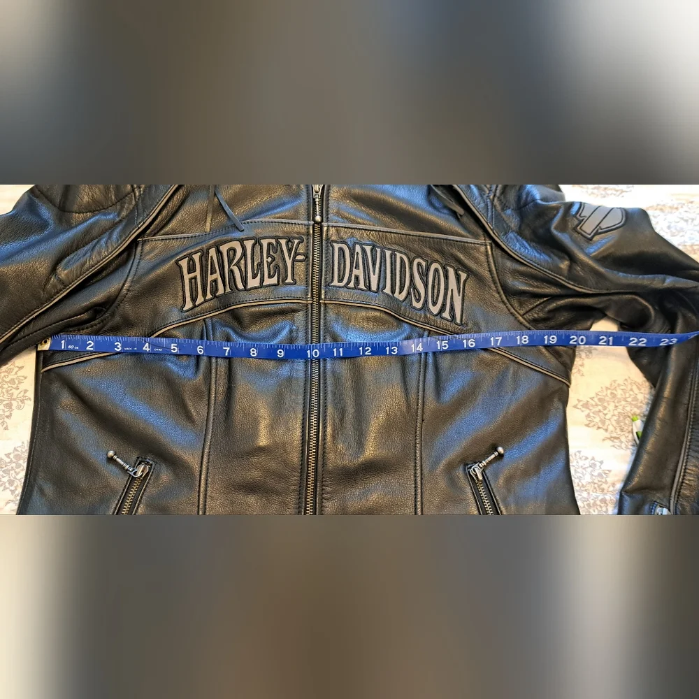 Harley Davidison Leather Coat - Picture 7 of 16